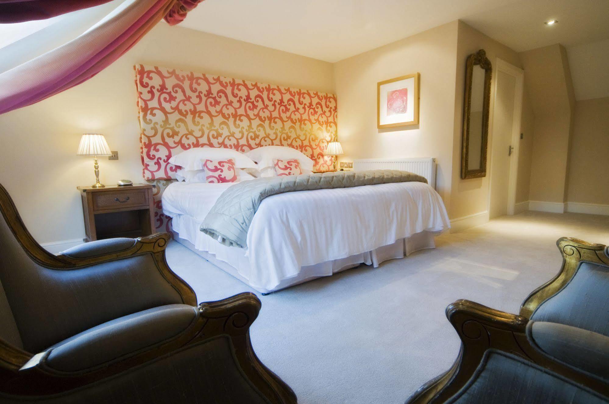 Hall Farm And Restaurant Hotel