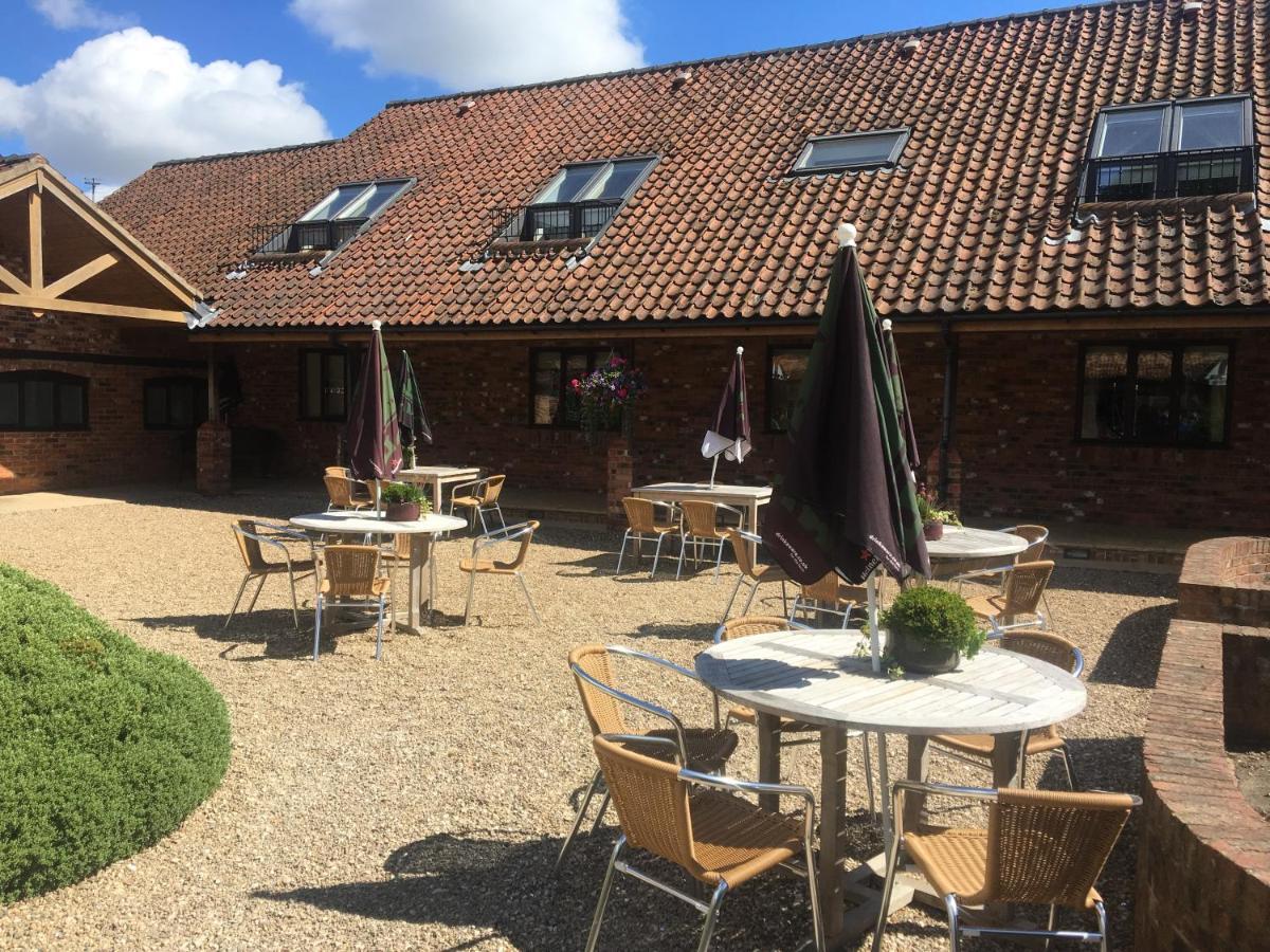 Hall Farm And Restaurant Hotel 4*